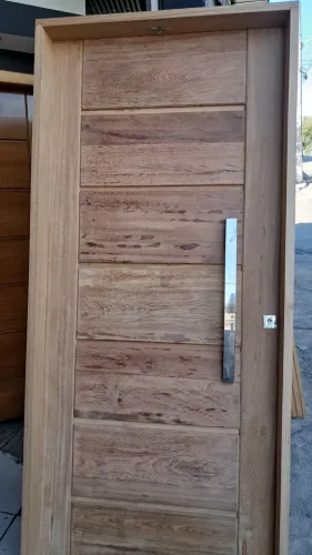 Porta maciça 97x214mt madeira Angelim 