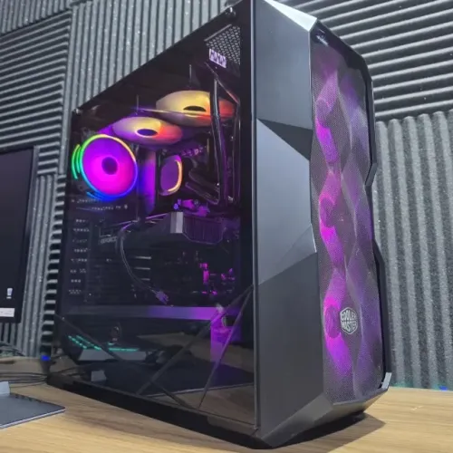 PC Gamer Ryzen 7 5700X3D RTX 5060 32GB RAM NVMe 1TB Water Cooler