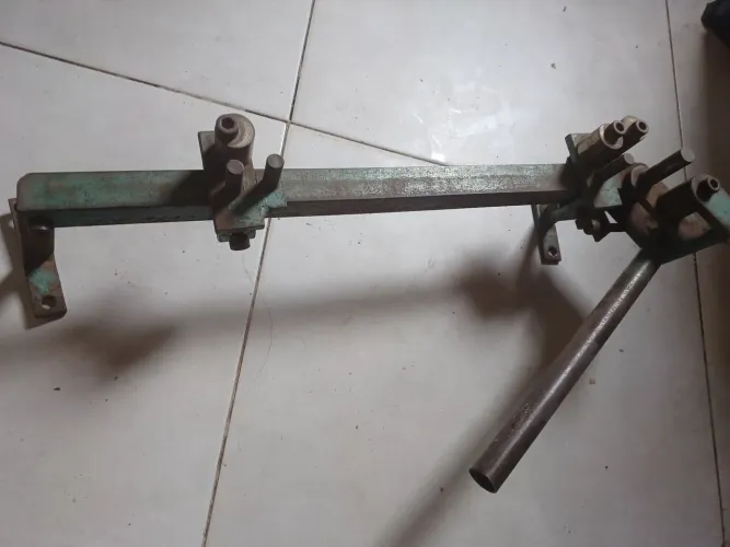 Máquina para dobrar estribos 