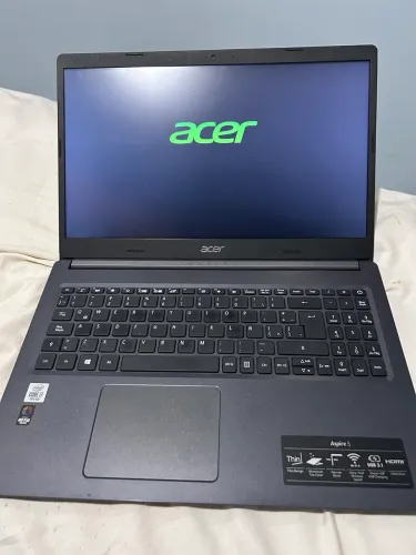 Vendo Notebook Acer acompanha mouse gamer