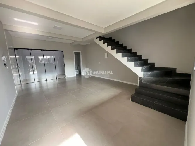 CASA 2 DORMITORIOS