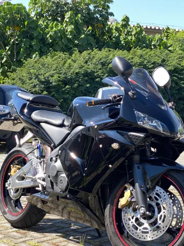 HONDA CBR 600 RR IMPECÁVEL