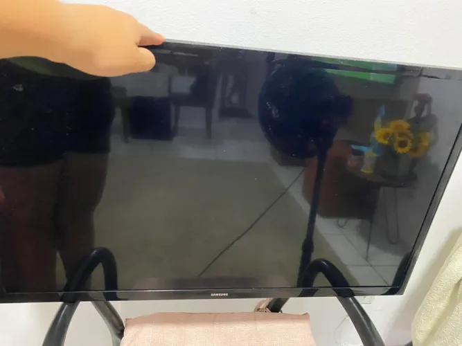Tv samsung ( ela não é smart ), funcionando perfeitamente
