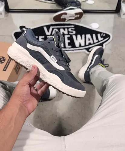 Vans Ultrarange cinza