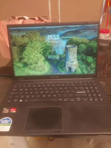 ASUS Vivobook