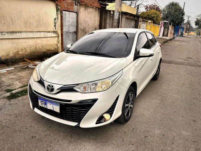 Toyota Yaris XS Connect 1.5 Flex 16V 5P AUT 2021
