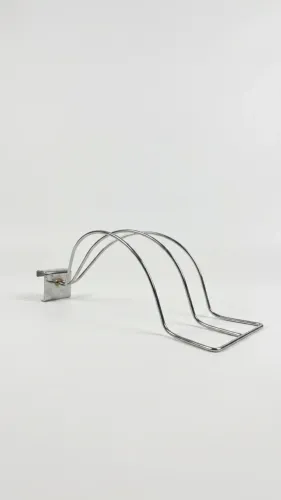 Suporte para boné em aço - engate em tubo
