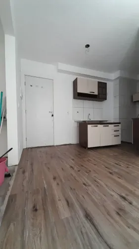 Apartamento no Condomínio Dez Celeste - Parque Bristol / Sp
