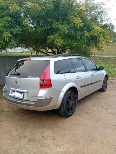 Renault Megane Grand Tour Dynam. Hi-flex 1.6 16V 2009