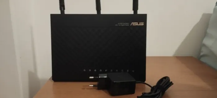 Roteador Wi-Fi Asus AC-68U