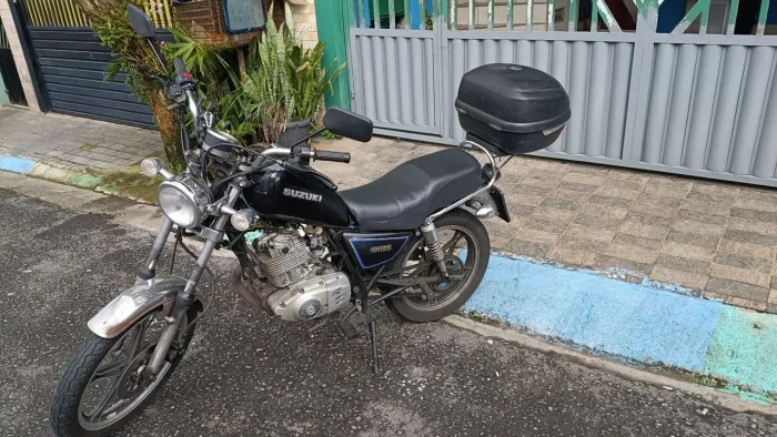 Intruder 125