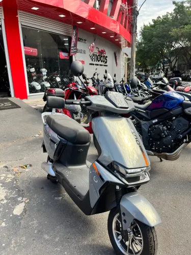 Scooter Dot X11 