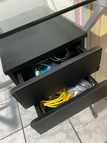 Vende-se escrivaninha 