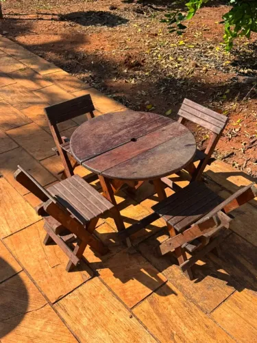 Jogo de mesa infantil madeira
