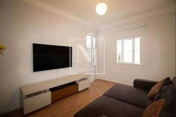 APARTAMENTO COM 3 QUARTOS DE 177m² A VENDA EM COPACABANA.