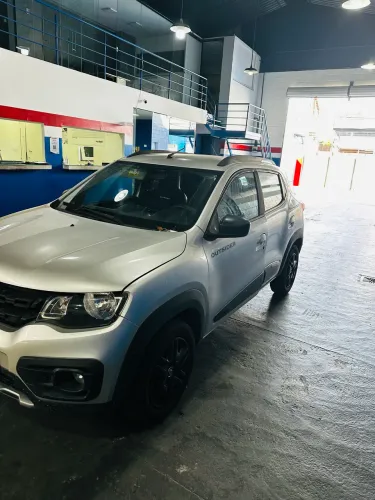 Renault Kwid Outsider 1.0 Flex 12V 5P Mec. 2022