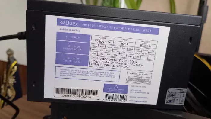 Fonte para PC 600w de potência 