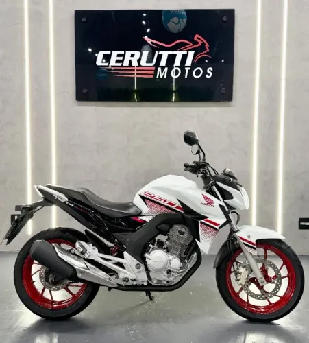 Honda Twister 250 2022