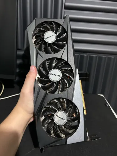 RX 7600