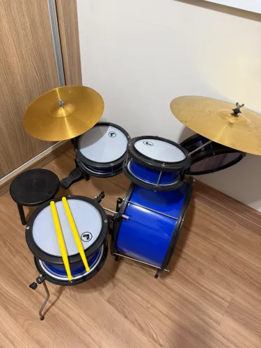 Bateria infantil