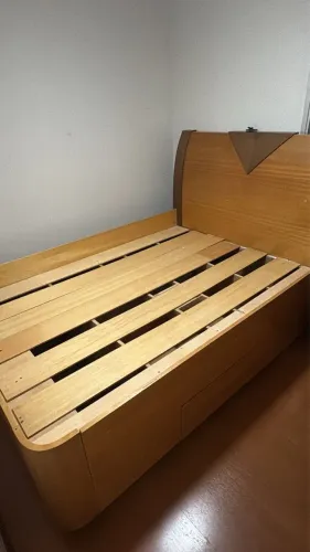 Doação cama casal + Colchão