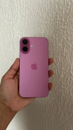 iPhone 16