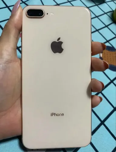 iPhone 8 Plus 128 gb 