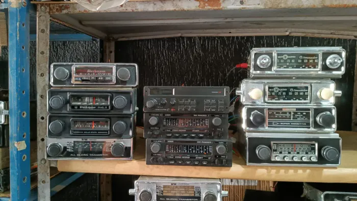 RÁDIO ANTIGO COM BLUETOOTH PARA FUSCA BRASÍLIA VARIANT OPALA KOMBI SANTANA GOL 