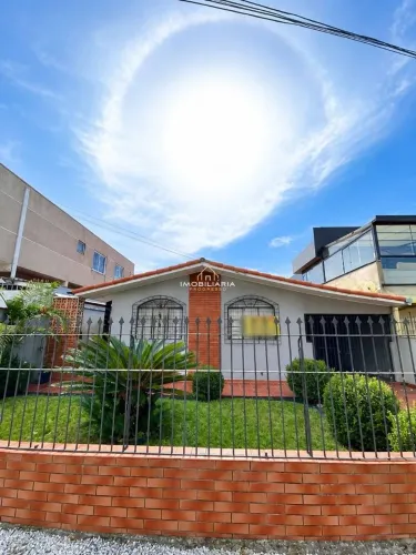 2 Casas com 3 dormitórios cada à venda, 145 e 95 m² por R$ 880.000 - Cajuru - Curitiba/PR
