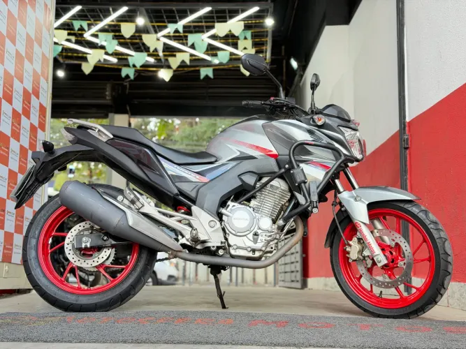 HONDA CB TWISTER 250cc 2018 28.000KM | DISPONÍVEL