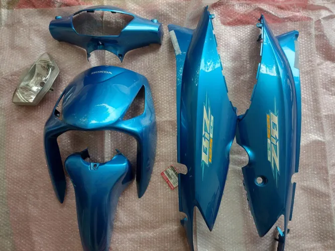 Kit carenagens biz 125 2006 originais Honda 