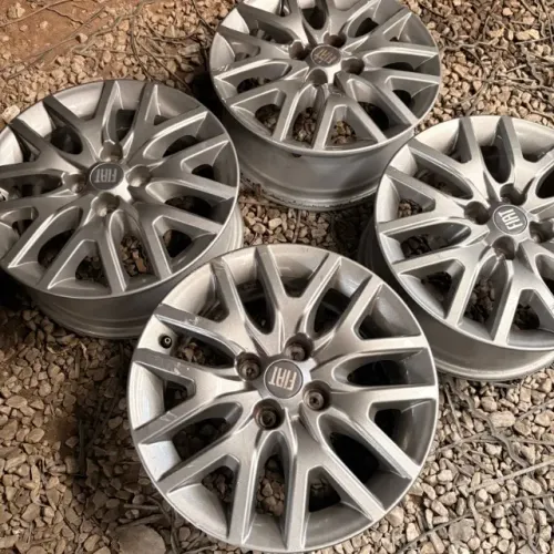 Roda aro 15 Fiat Argo original 
