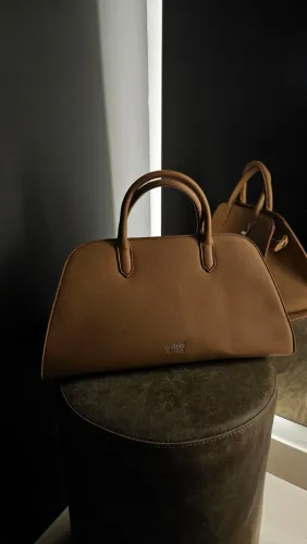 Bolsa Original Colcci em couro Legítimo 