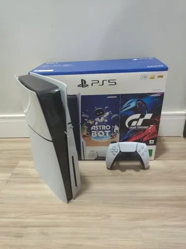PS5 Slim com leitor 7 meses de uso com nota fiscal