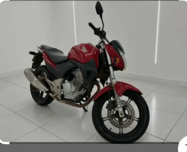 Cb 300