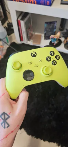 Controle Xbox Series S X e PC, com pilha já inclusa