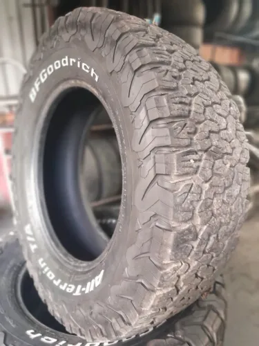 Vendo jogo de pneus BF Goodrich 285/65/r18 com 40k rodados