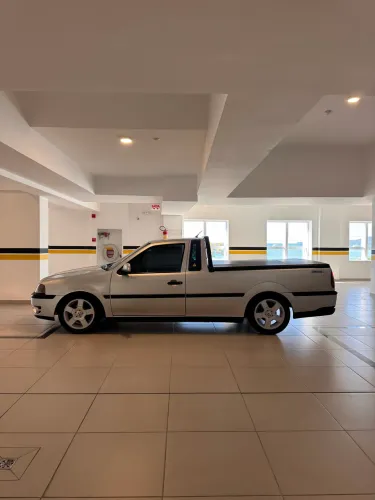 Volkswagen Saveiro Super Surf 1.8 MI 8V 99cv 2004