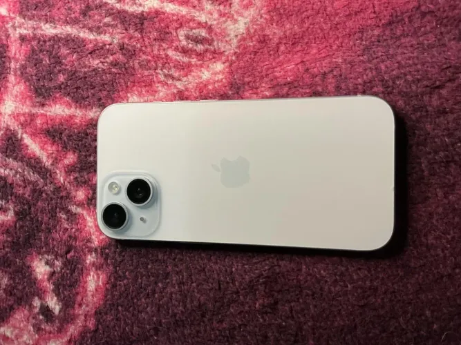 iPhone 15-128 gb