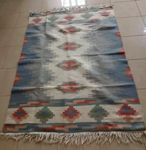 Tapete kilim indiano