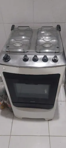 Vendo fogão conservado motivo ,comprei outro esmalte tec