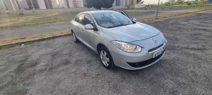 Renault Fluence Sed. Dynamique 2.0 16V Flex Aut. 2013