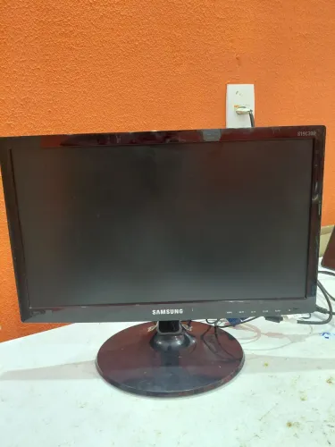 Monitor Samsung S19c300f 18,5 Led