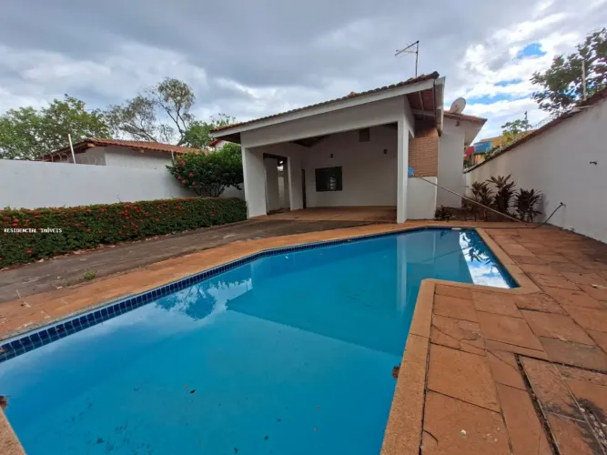 Apartamento para Venda em Palmas, 3 dormitórios, 1 suíte, 3 banheiros, 2 vagas