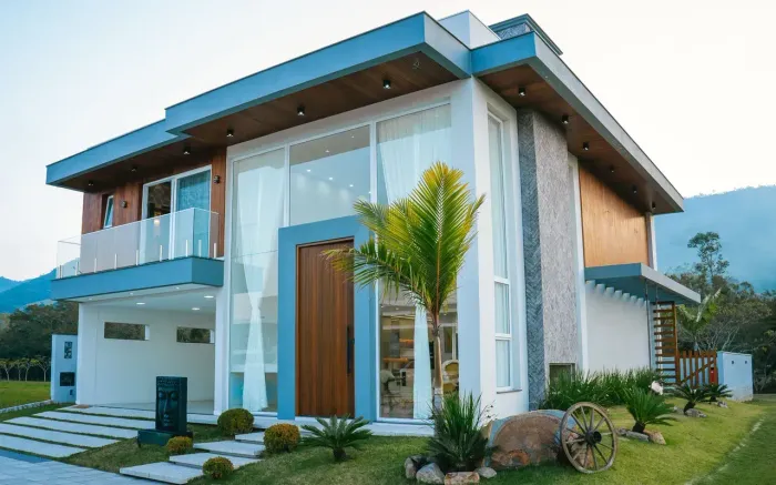 Casa em Condomínio, com 411m², 5 dormitórios, 4 vagas, no bairro Ratones em Florianópolis