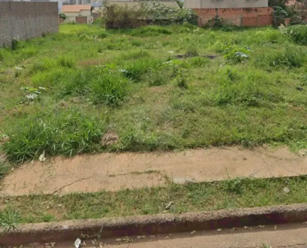 Terreno Para Venda No Bairro Shopping Park