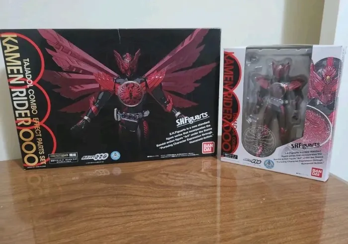 Boneco Kamen Rider OOO Tajadol Combo SH Figuarts Bandai
