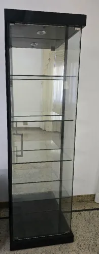 Vendo 2 cristaleiras