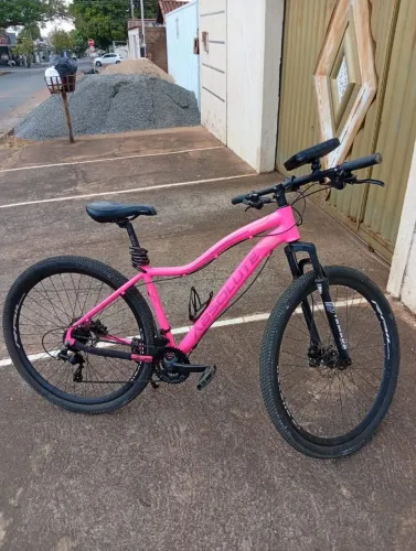 Bicicleta Aro 29 Absolute Rosa - Freio a Disco - 21 Marchas