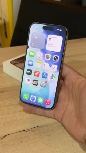 iPhone 16 Pro 256GB Desert - Detalhe na tela! Veja as fotos! Loja física! Até 18x 